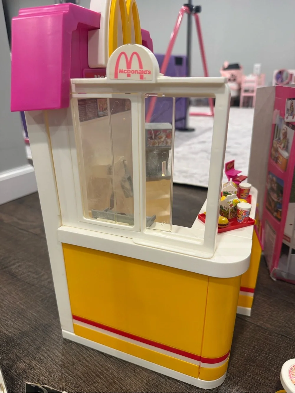 Barbie mcdonald’s playset